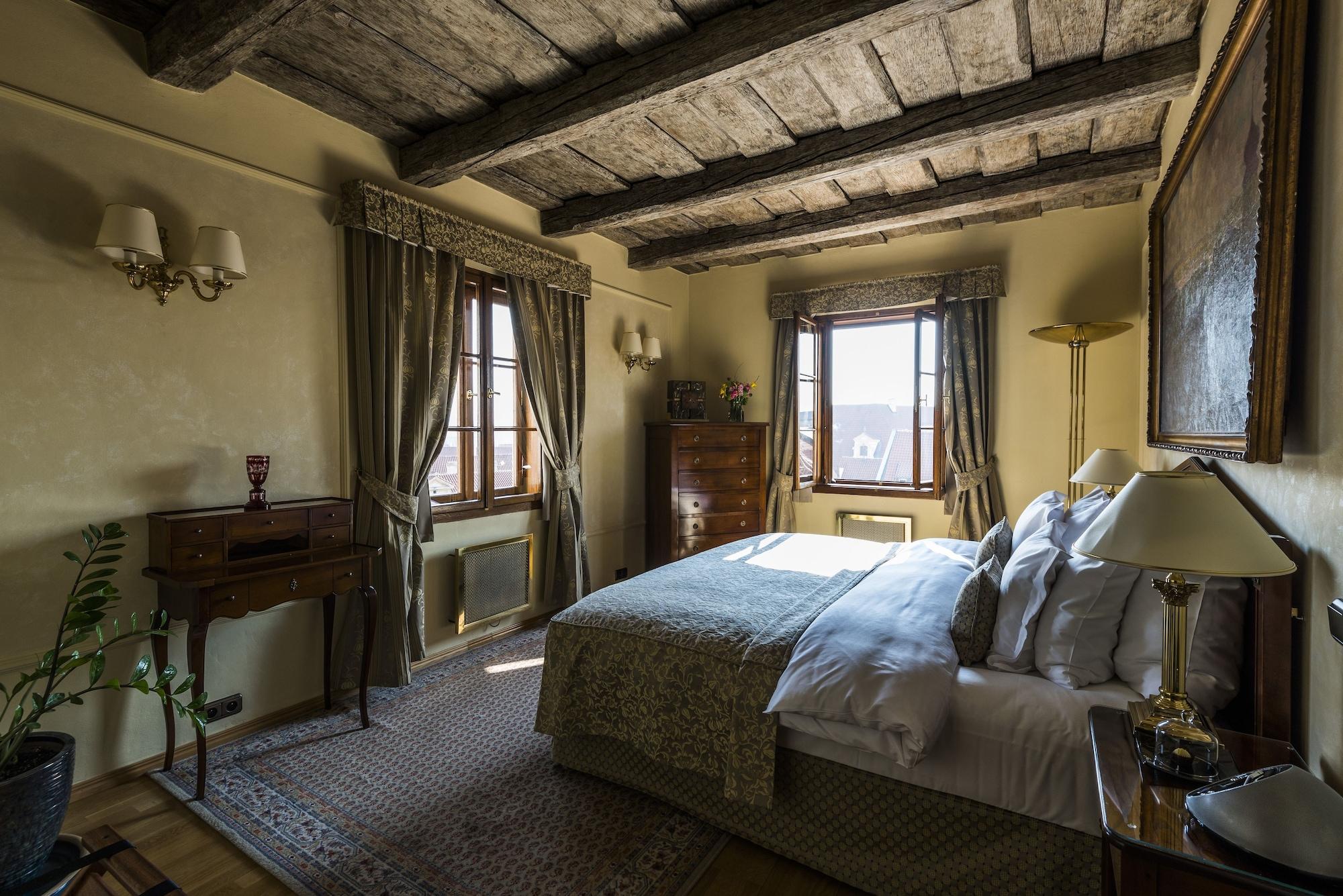 Hotel Golden Well Praga Zewnętrze zdjęcie