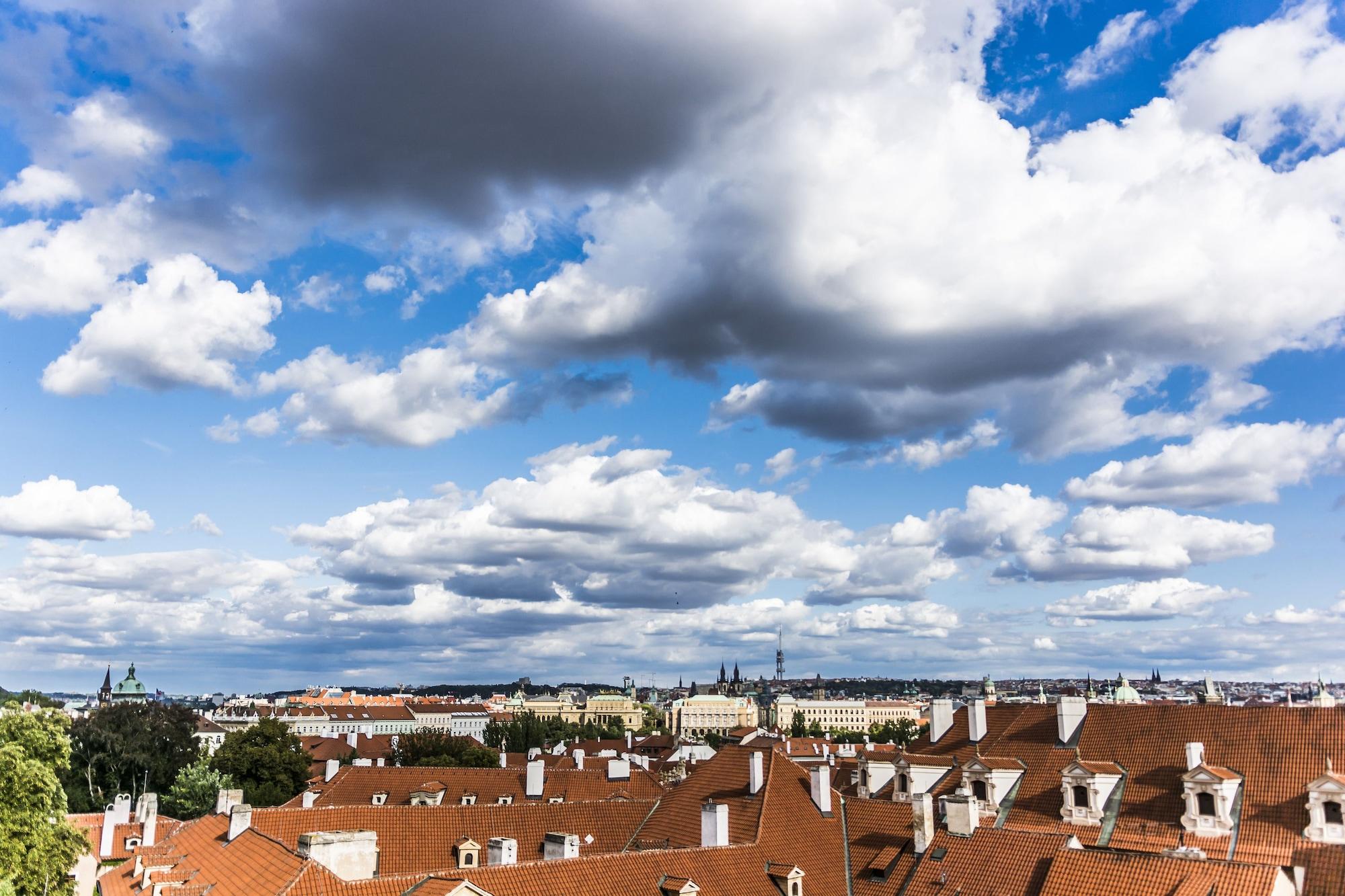 Hotel Golden Well Praga Zewnętrze zdjęcie