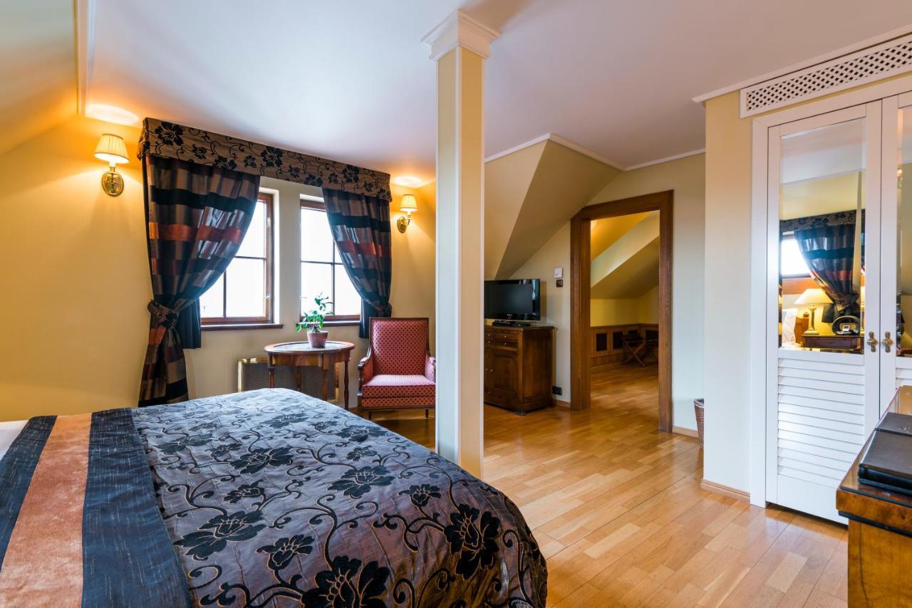 Hotel Golden Well Praga Zewnętrze zdjęcie
