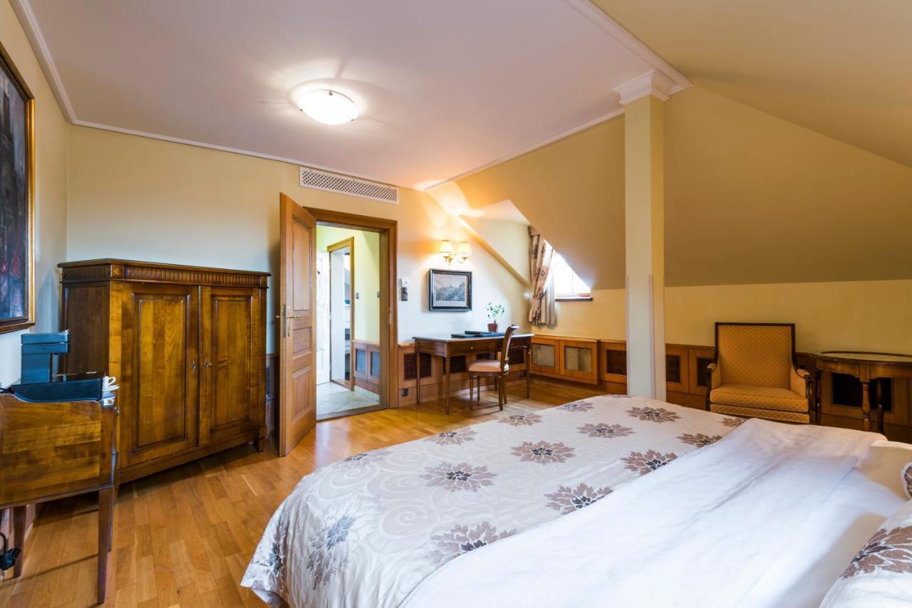 Hotel Golden Well Praga Zewnętrze zdjęcie